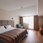 Hotel Incipark 4*